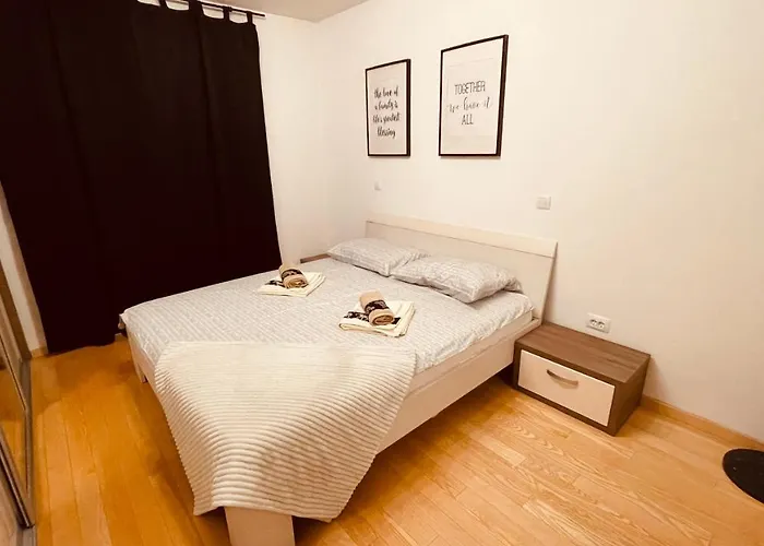 Poki Apartment
